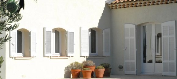 13 bedrooms Commercial property in Le Lavandou, France No. 1985 4