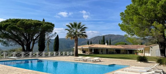 13 bedrooms Commercial property in Le Lavandou, France No. 1985 21