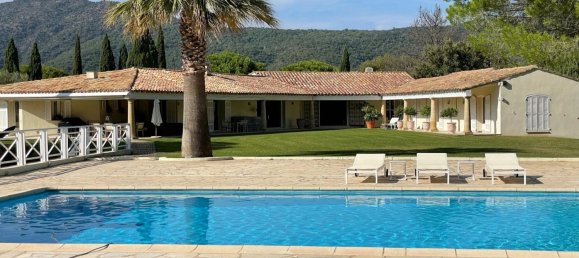 13 bedrooms Commercial property in Le Lavandou, France No. 1985 30