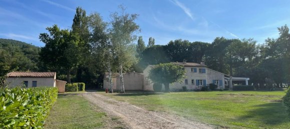 13 bedrooms Commercial property in Le Lavandou, France No. 1985 6