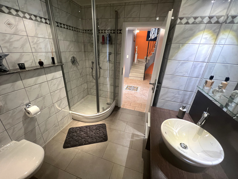 Dúplex de 2 dormitorios en Duisburg, Germany No. 22158