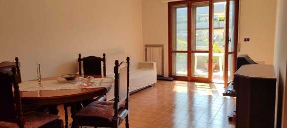 Apartamento de 5 dormitorios en Roseto degli Abruzzi, Italy No. 328081 5