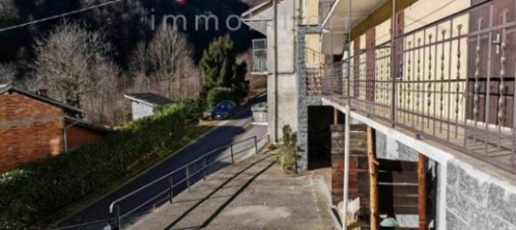 4 bedrooms Villa in Pramollo, Italy No. 109760 3