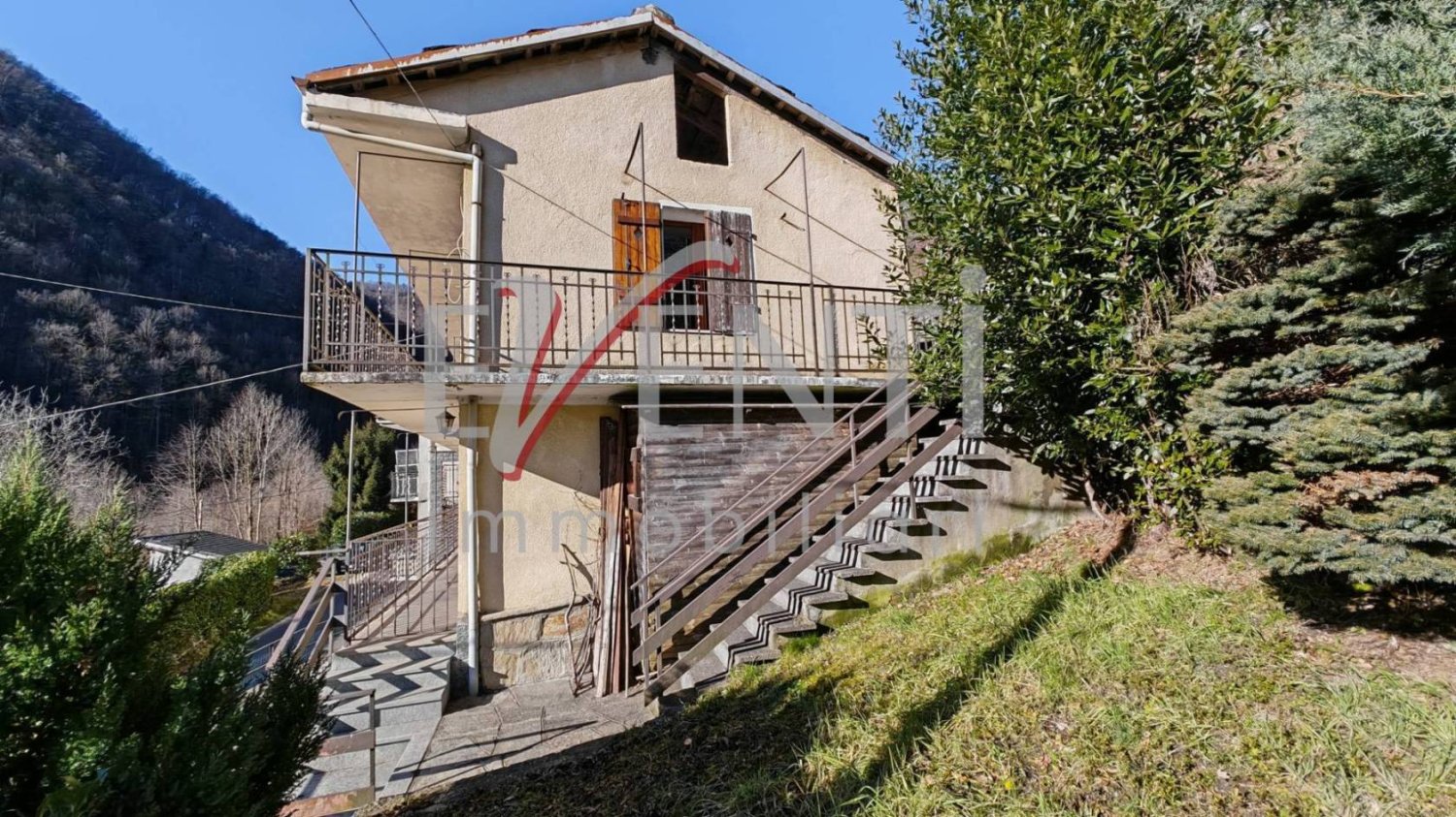 4 bedrooms Villa in Pramollo, Italy No. 109760