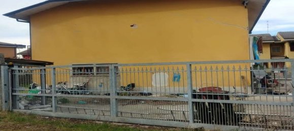 Apartamento de 4 habitaciónes en Spino d'Adda, Italy No. 182934 4