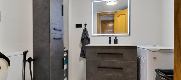 Apartamento de 2 dormitorios en Benalmádena, Spain No. 147640 14