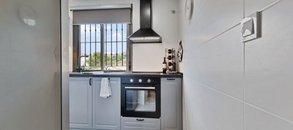 Apartamento de 2 dormitorios en Benalmádena, Spain No. 147640 10