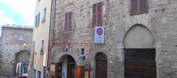 70m² Commercial property in Montepulciano, Italy No. 363563 12