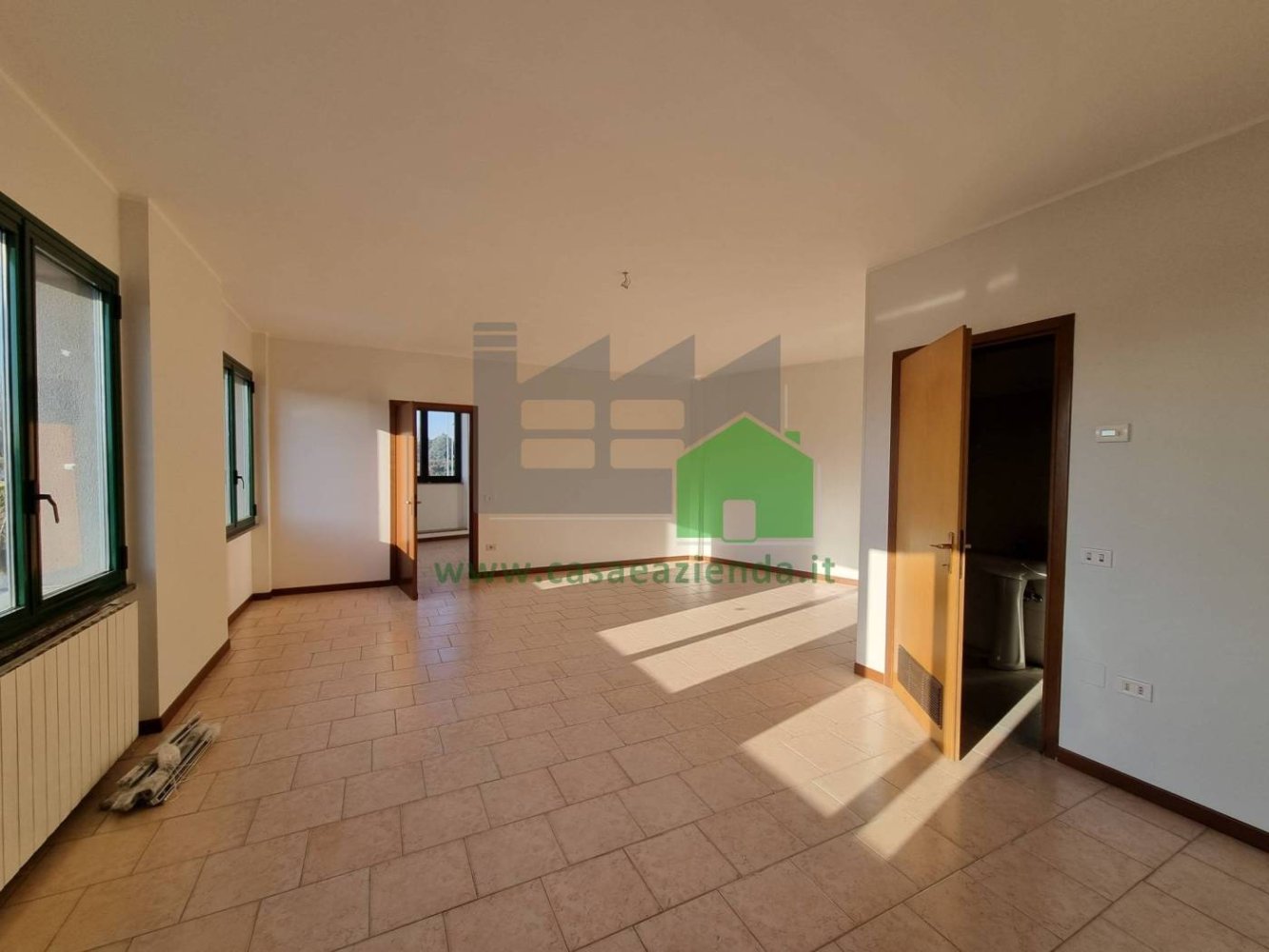 2غرفة مكتب في Pessano con Bornago, Italy رقم 80434