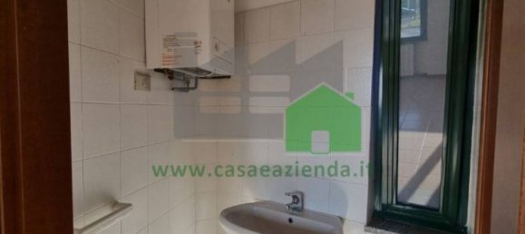 2غرفة مكتب في Pessano con Bornago, Italy رقم 80434 11