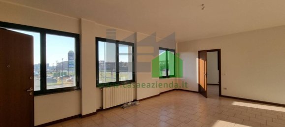 2غرفة مكتب في Pessano con Bornago, Italy رقم 80434 6