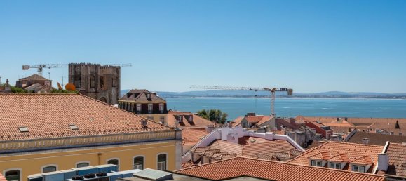 2 غرف نوم منزل ذو طابقين في Lisbon, Portugal رقم 215435 12