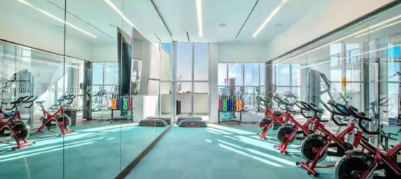2 Schlafzimmer Gewerbliche Immobilien in Miami, USA, Nr. 615503 2