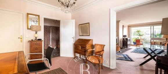 2 bedrooms Apartment in Yvelines, France No. 134683 2