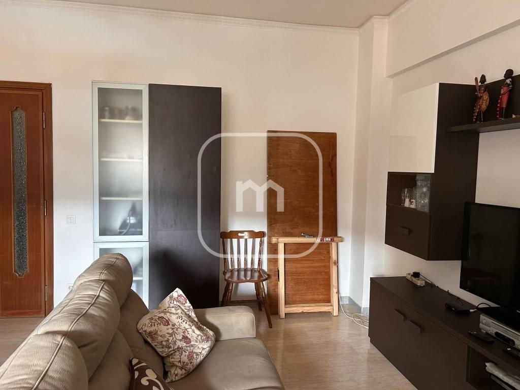 3 rooms Apartment in Marino, Italy No. 40403