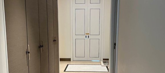 3 bedrooms Condo in Bangkok, Thailand No. 8954 9