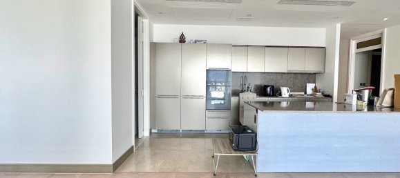 3 bedrooms Condo in Bangkok, Thailand No. 8954 4