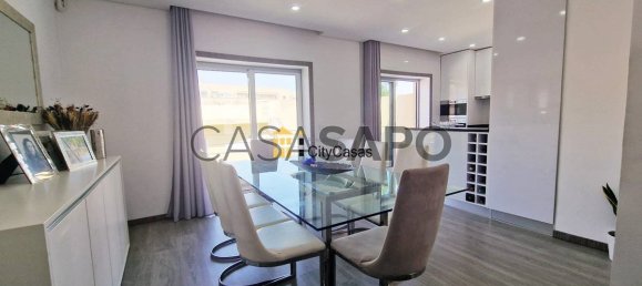 3 bedrooms House in Matosinhos, Portugal No. 190434 2