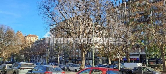5 rooms Commercial property in Milan, Italy No. 240838 3