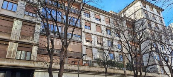 5 rooms Commercial property in Milan, Italy No. 240838 6