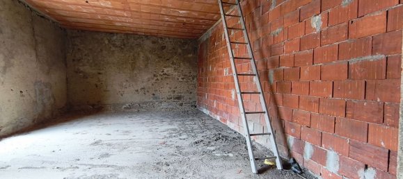 Dúplex de 3 habitaciónes en Brivio, Italy No. 303419 11