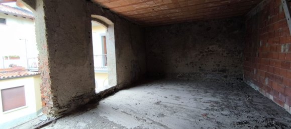 Dúplex de 3 habitaciónes en Brivio, Italy No. 303419 12