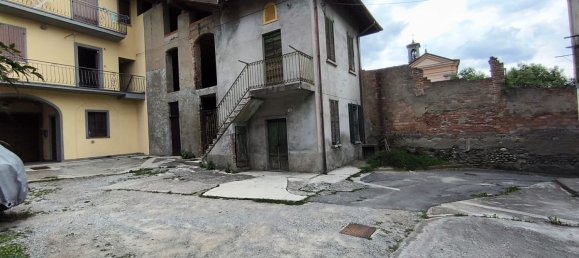 Dúplex de 3 habitaciónes en Brivio, Italy No. 303419 3