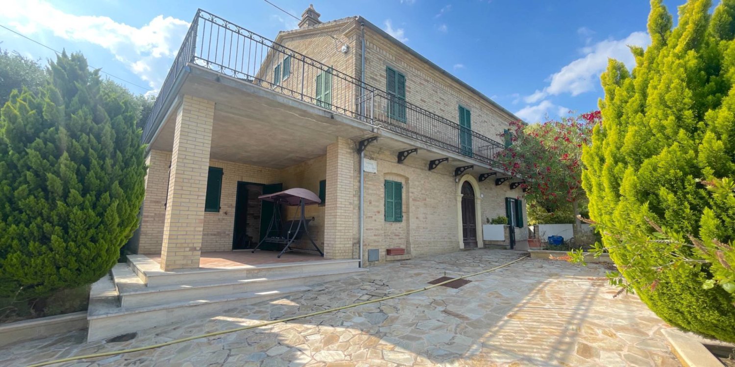 Casa T5 em Monsampolo del Tronto, Italy N.º 356531
