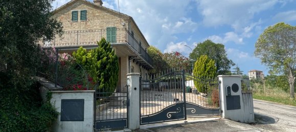Casa T5 em Monsampolo del Tronto, Italy N.º 356531 8