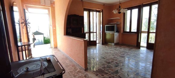 4غرفة شقة في Coassolo Torinese, Italy رقم 130377 6