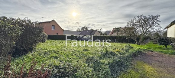  قطعة أرض في Saint-Clair-sur-l'Elle, France رقم 110874 2