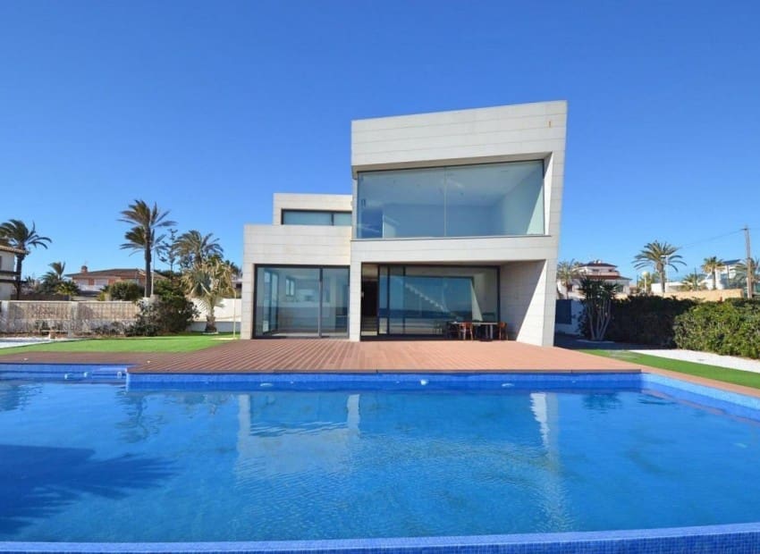 6 bedrooms House in Alicante, Spain No. 258310