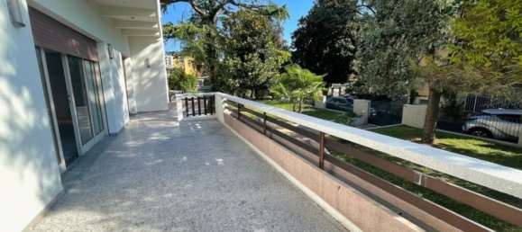 4 Schlafzimmer Villa in Pordenone, Italy, Nr. 361552 16