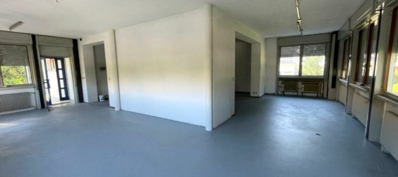 4 Schlafzimmer Villa in Pordenone, Italy, Nr. 361552 8