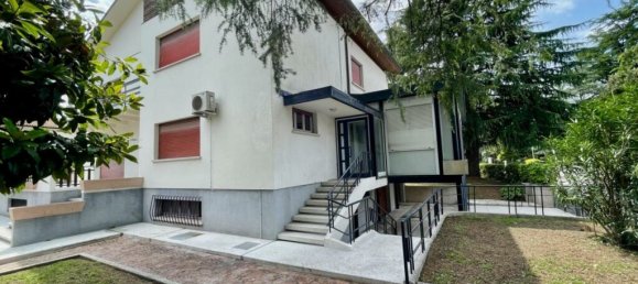 4 Schlafzimmer Villa in Pordenone, Italy, Nr. 361552 21