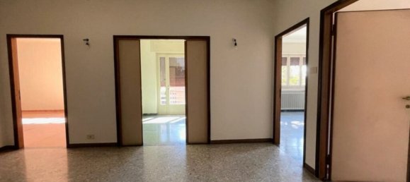 4 Schlafzimmer Villa in Pordenone, Italy, Nr. 361552 17