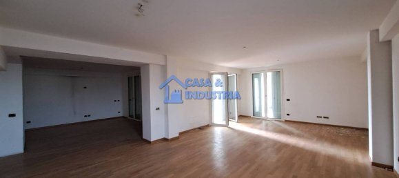 6 rooms Commercial property in Lissone, Italy No. 129561 10