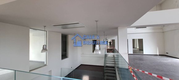 6 rooms Commercial property in Lissone, Italy No. 129561 23