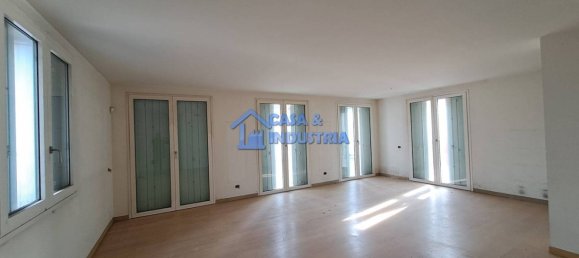 6 rooms Commercial property in Lissone, Italy No. 129561 14