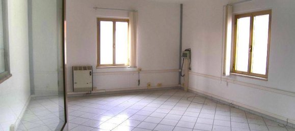 Gewerbliche Immobilie in Sinalunga, Italy 400m², Nr. 61313 14