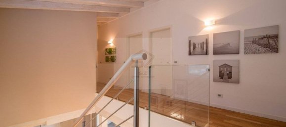 5 bedrooms Villa in Ponte San Nicolò, Italy No. 329092 15
