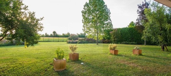 5 bedrooms Villa in Ponte San Nicolò, Italy No. 329092 33