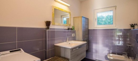 5 bedrooms Villa in Ponte San Nicolò, Italy No. 329092 24