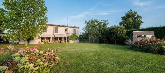 5 bedrooms Villa in Ponte San Nicolò, Italy No. 329092 28