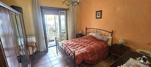 Квартира с 3 комнатами в Изола дель Лири, Италия № 175034 7