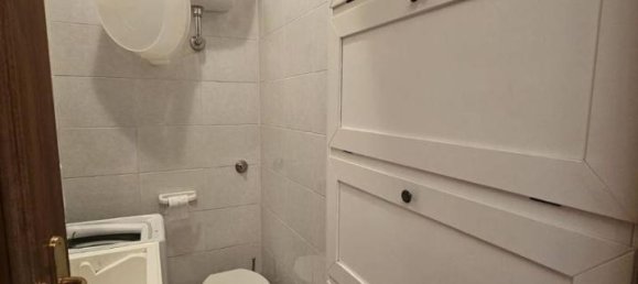 Квартира с 3 комнатами в Изола дель Лири, Италия № 175034 16