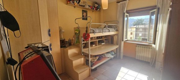 Квартира с 3 комнатами в Изола дель Лири, Италия № 175034 14