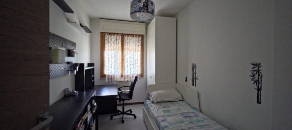 4 bedrooms Apartment in Siena, Italy No. 330126 8