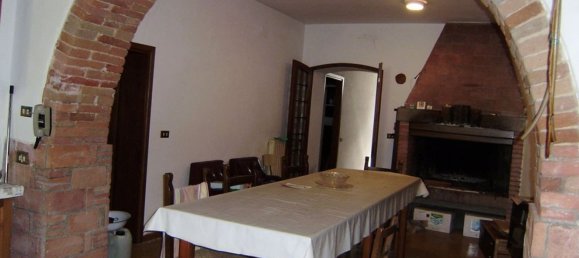 10غرفة منزل في Foiano della Chiana, Italy رقم 208518 9