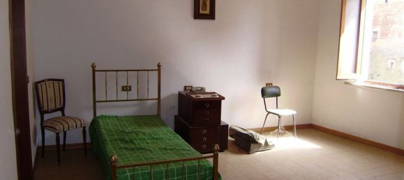 10غرفة منزل في Foiano della Chiana, Italy رقم 208518 14